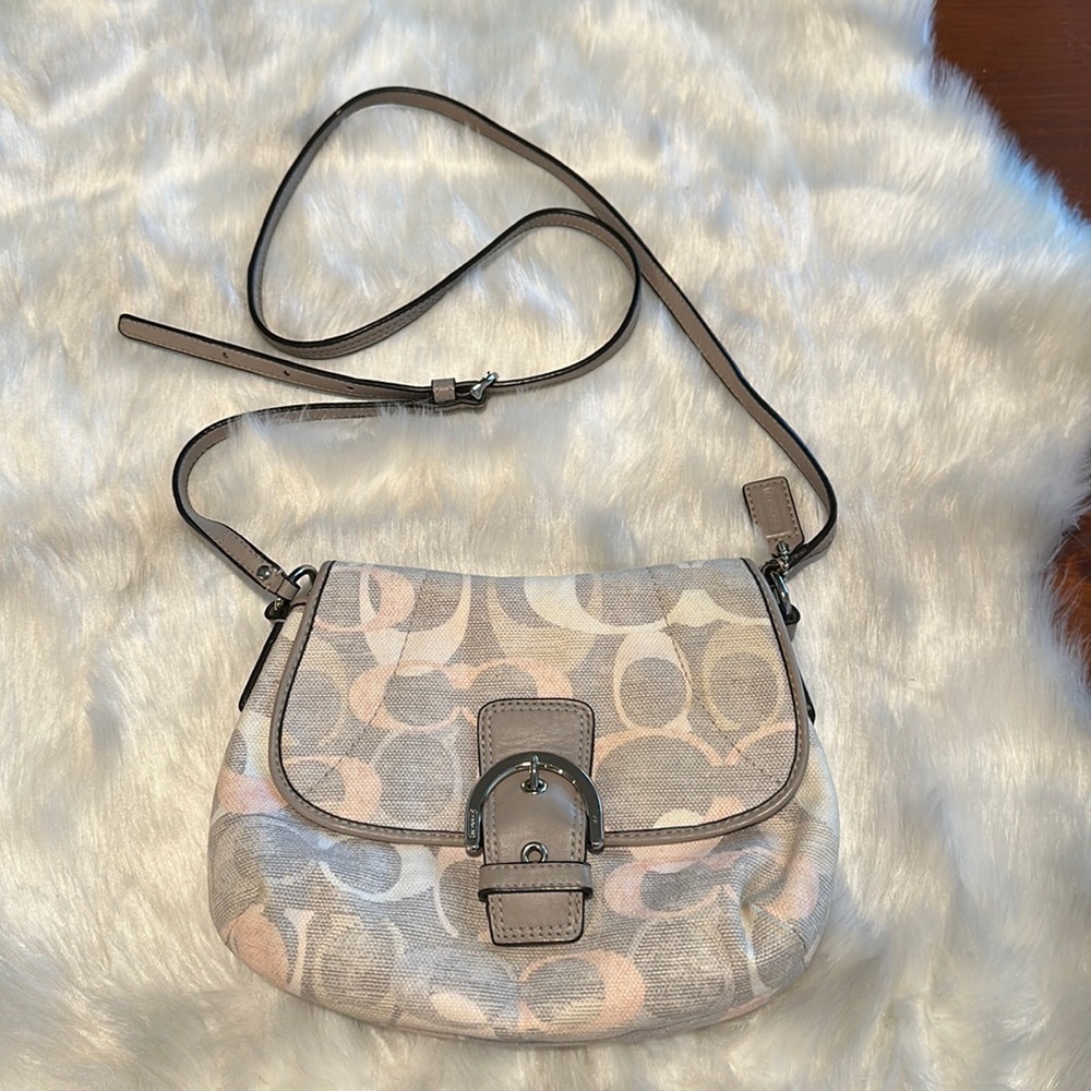 Coach Signature Linen tan/crème Shoulder Bag